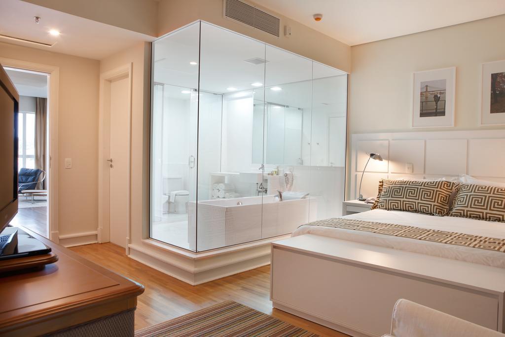 Luxury Suite with Spa Bath